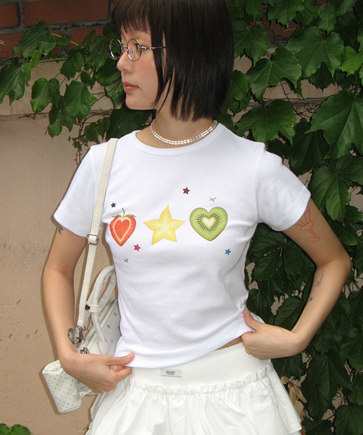 론론(RONRON) FRUITY STAR CROP T SHIRT WHITE