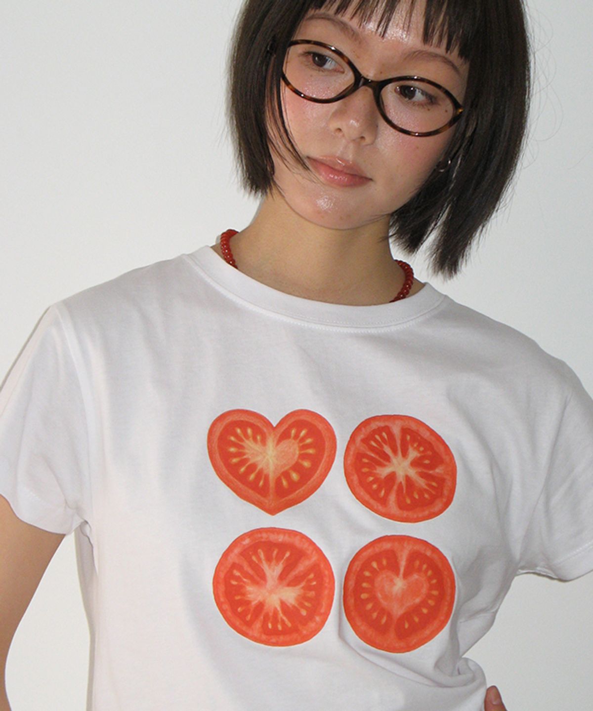 론론(RONRON) SLICED TOMATO CROP T SHIRT WHITE