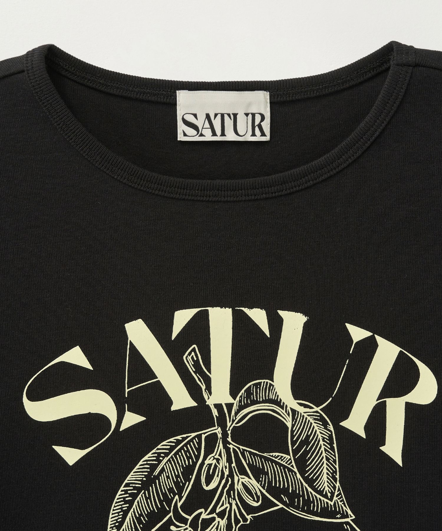 【SATUR】 (W) Citron Crop Slim Fit T-Shirt /追跡付 MUSINSA | SATUR (W) Citron Crop Slim Fit Short Sleeve T
