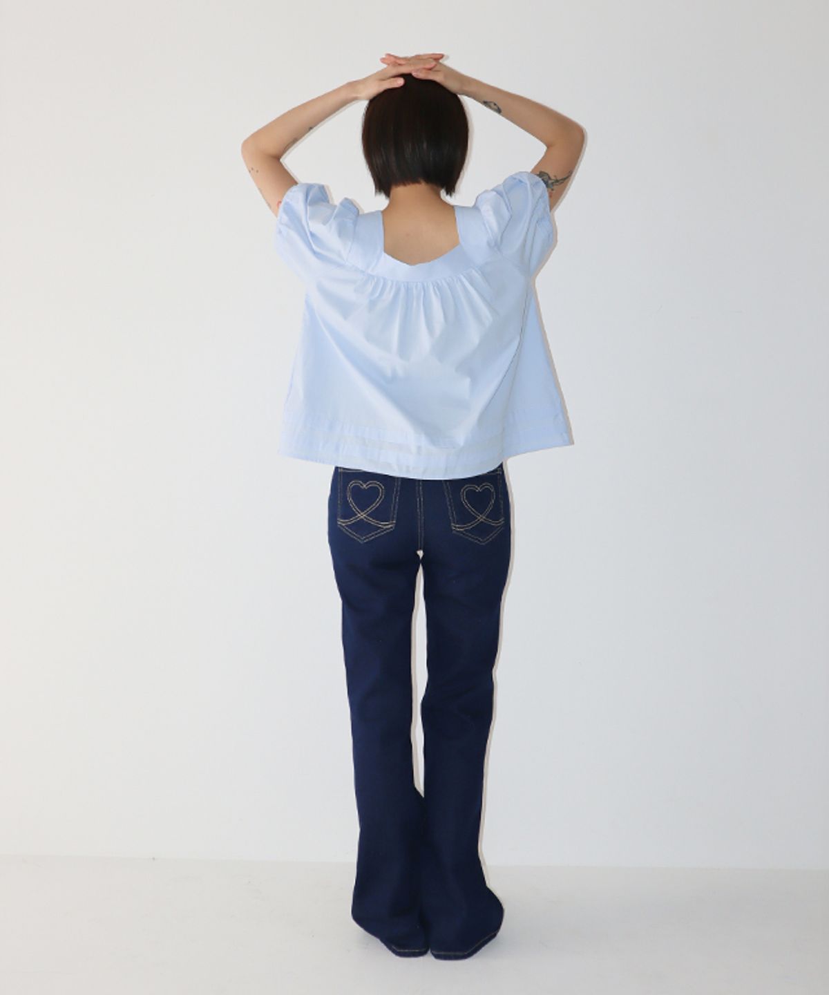 론론(RONRON) TIE DETAIL BUTTON BLOUSE SOFT BLUE
