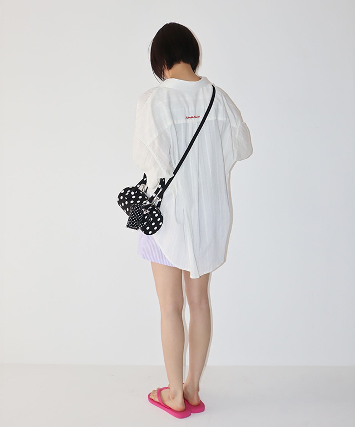 론론(RONRON) EYELET STITCH HEART POCKET SHORT SLEEVE SHIRT WHITE