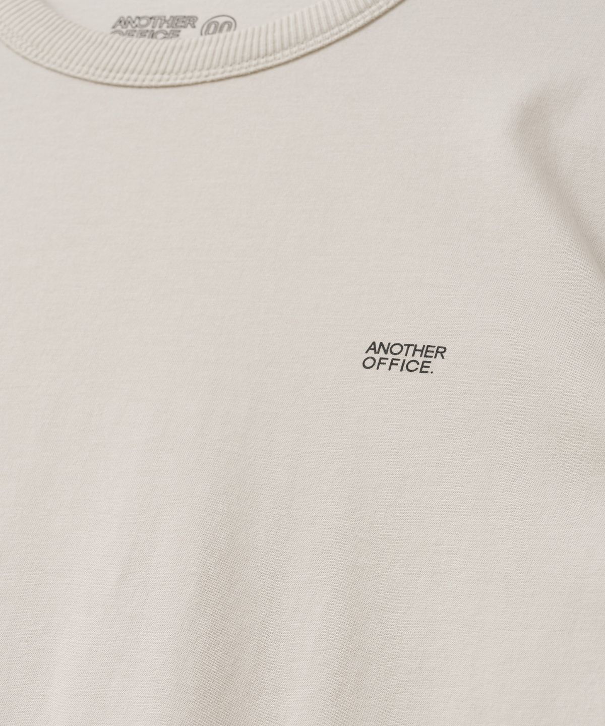 어나더오피스 우먼(ANOTHER OFFICE WOMEN) w. Weekly Tee (Greige)