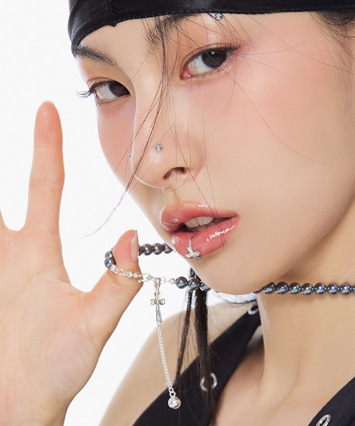 님부스(NIMBUS) 샤인 크로스 테라헤르츠 드롭 볼 네크리스