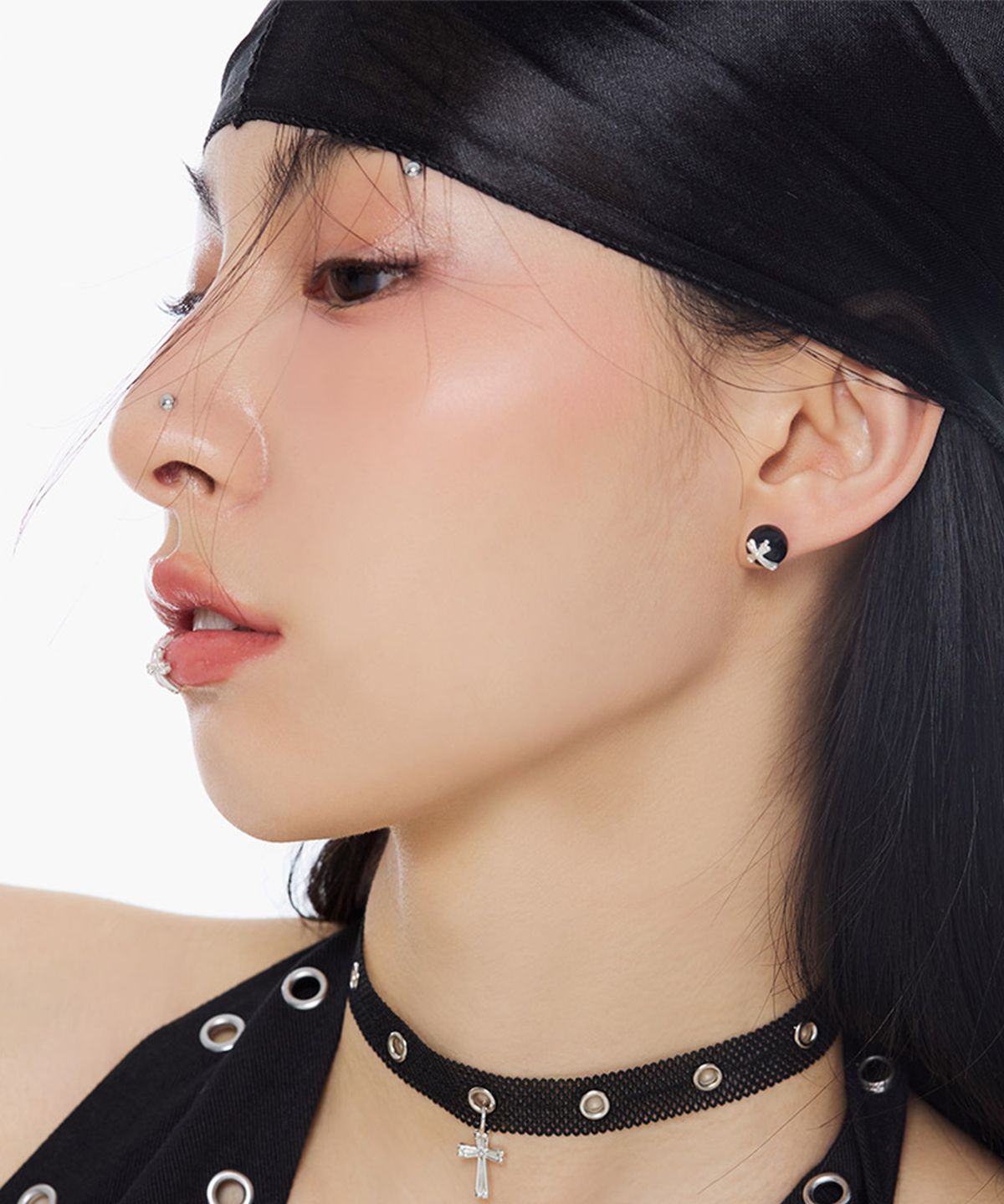 님부스(NIMBUS) 샤인 크로스 오닉스 이어링 (8MM)