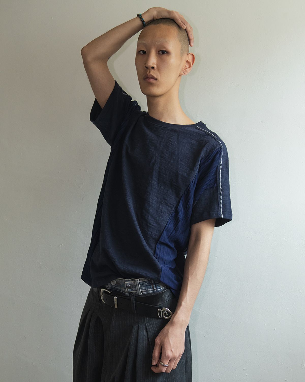 카락터(KARACTOR) Crease half T-shirts / Navy