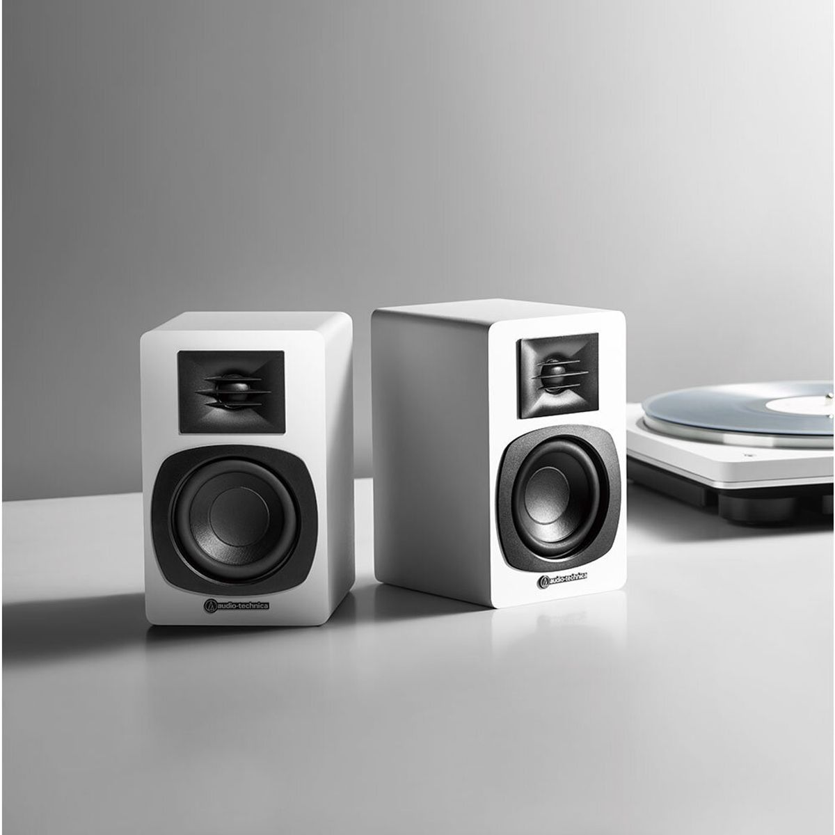 오디오테크니카(AUDIOTECHNICA) AT-SP3X WH 무선 블루투스 파워드 북쉘프 스피커