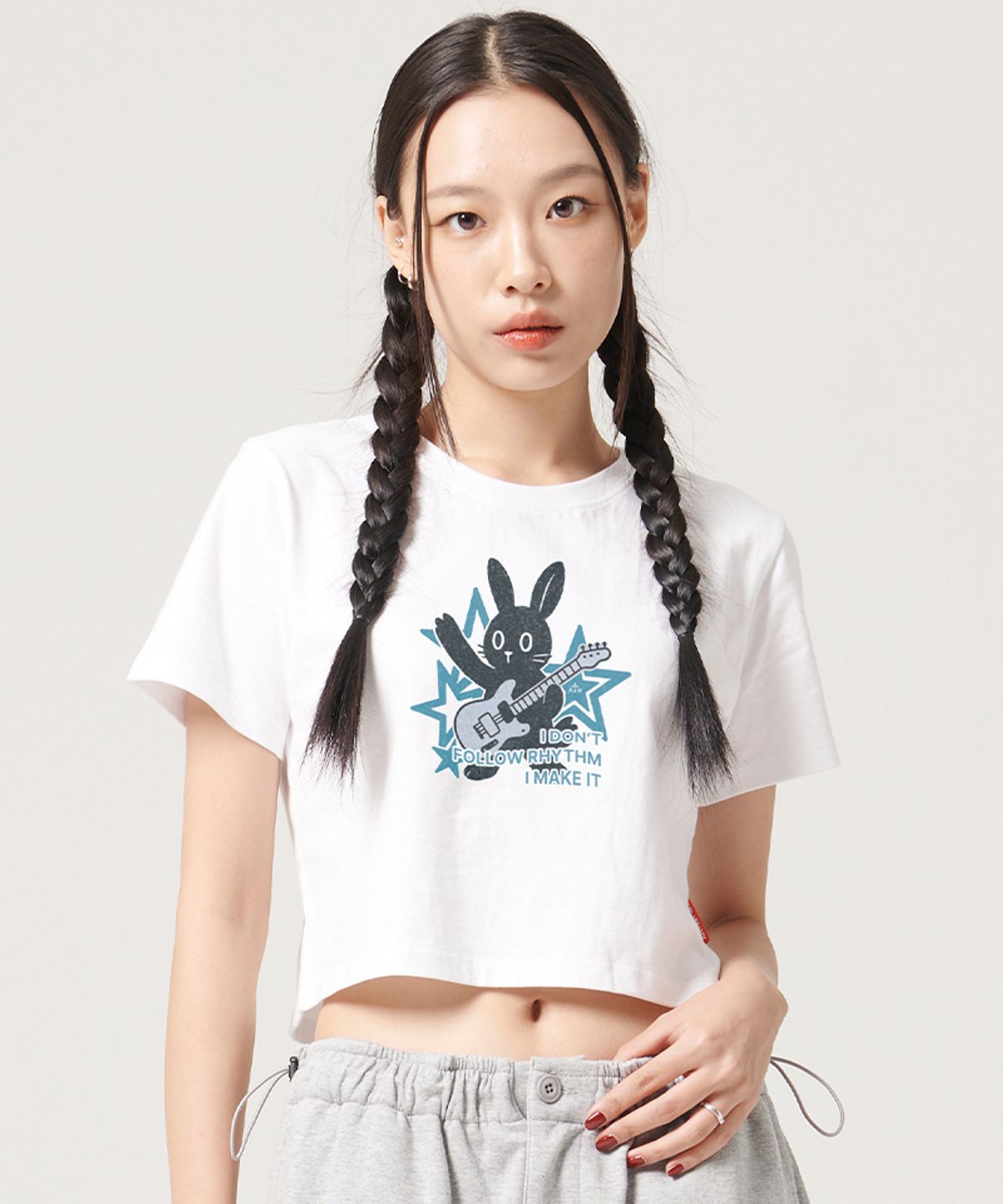 아티스트웨어(ARTISTWEAR) [ATW] 버니팝 크롭 반팔티