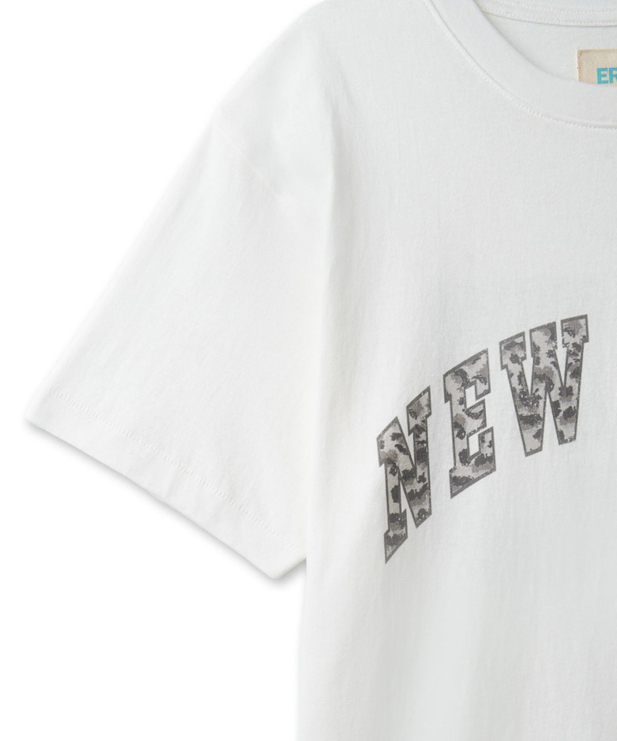에르에르(ERER) Vintage Leopard New York Artwork T-Shirt White