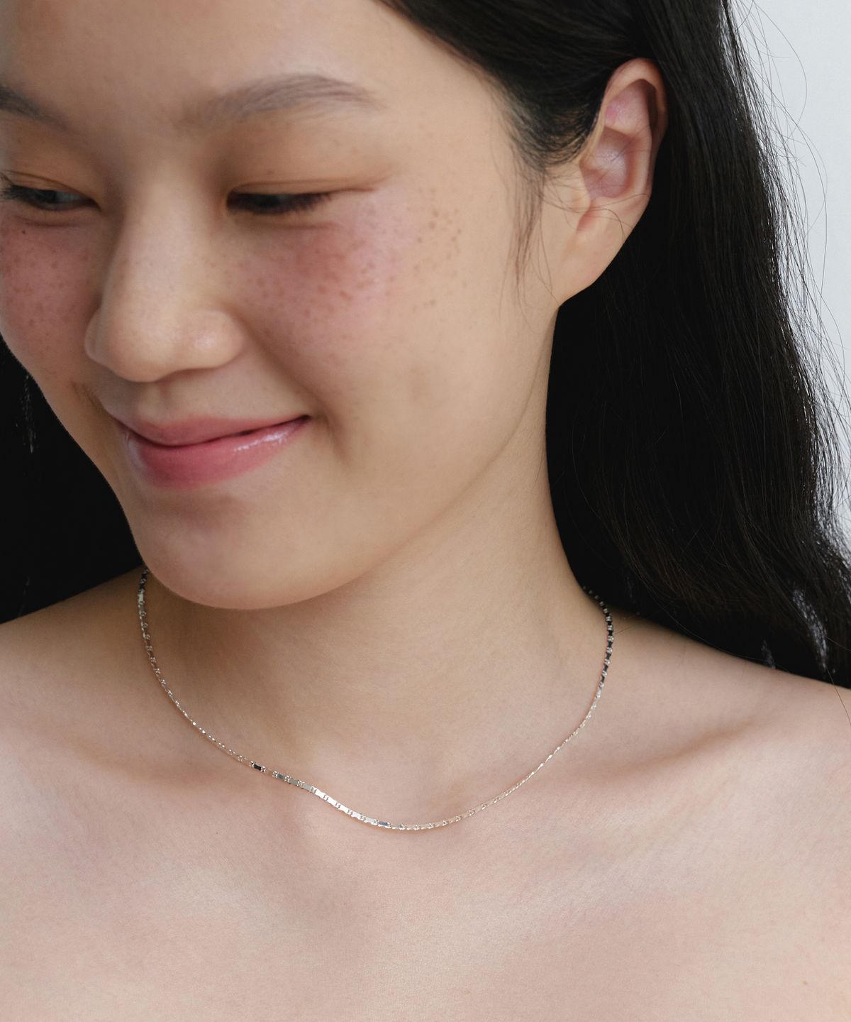 바이위켄드(BYWEEKEND) Shimmer necklace