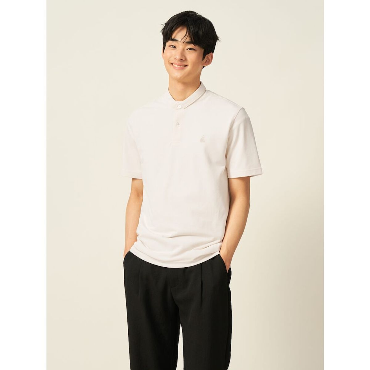 빈폴 멘(BEANPOLE MEN) 헨리넥 티셔츠  아이보리