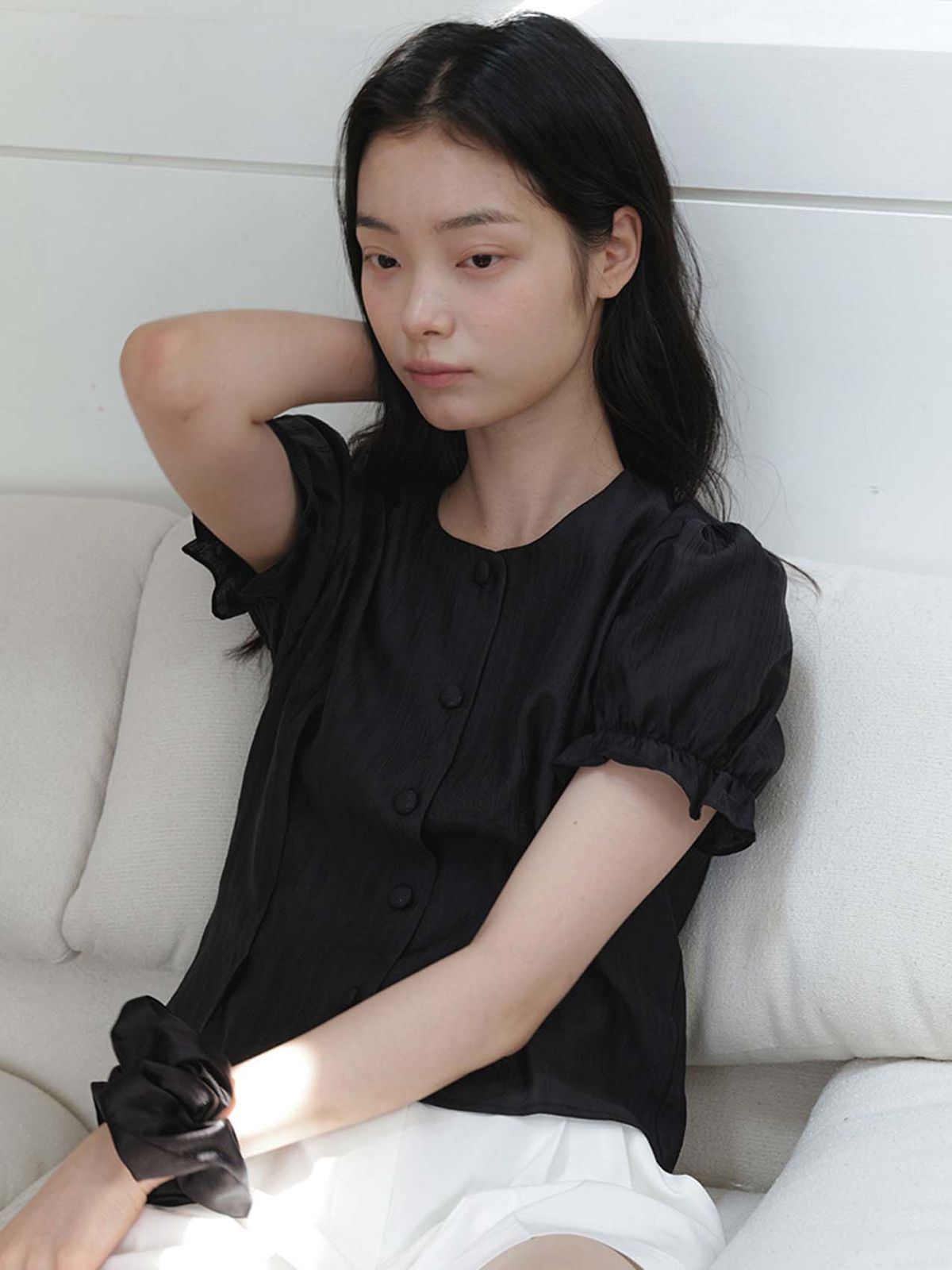 엽페(YUPPE) SOFT SHIRRING SHIRT_BLACK