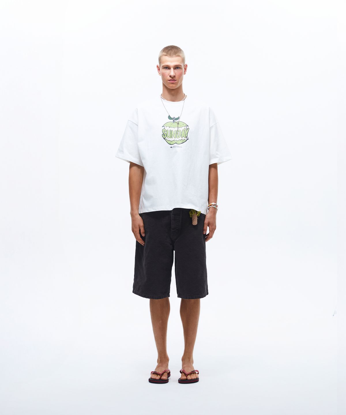 선데이후르츠마켓(SUNDAY FRUIT MARKET) SUNDAY APPLE TEE IVORY