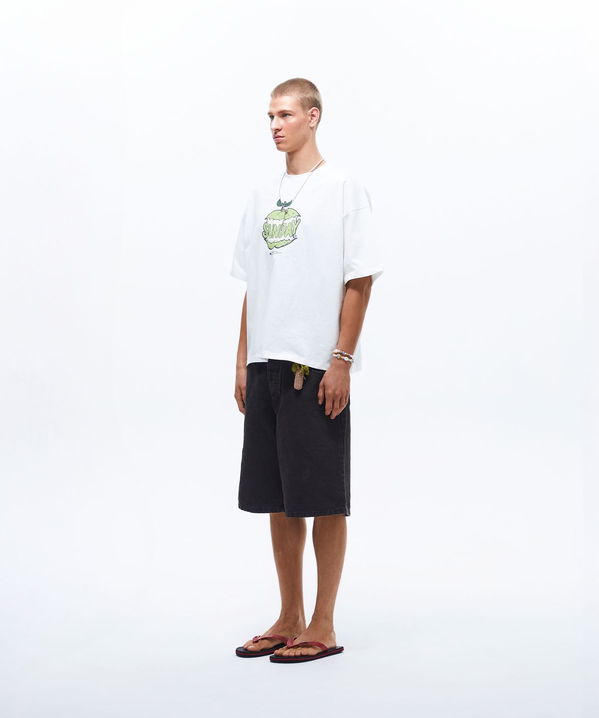 선데이후르츠마켓(SUNDAY FRUIT MARKET) SUNDAY APPLE TEE IVORY