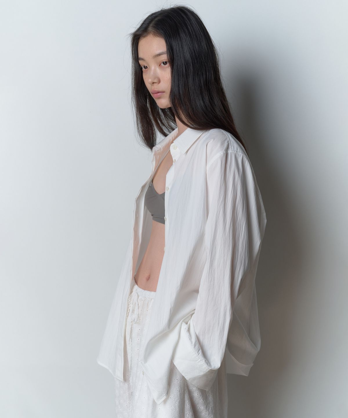 보프(VOEF) 올리 릴렉스드 코튼 나일론 셔츠 (아이보리)