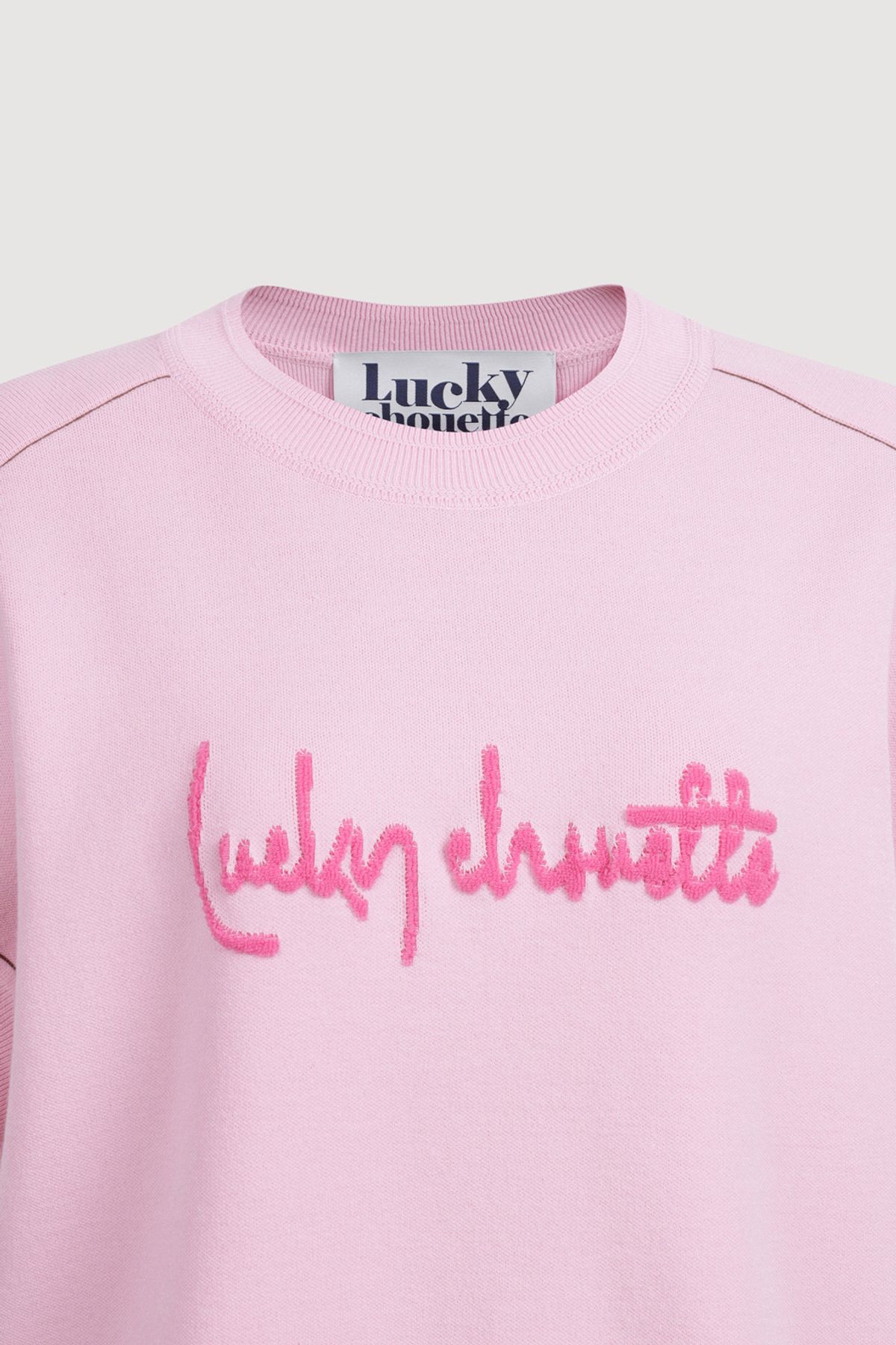 럭키슈에뜨(LUCKY CHOUETTE) Letter Point Pullover (light pink) LFWAM25410PIL