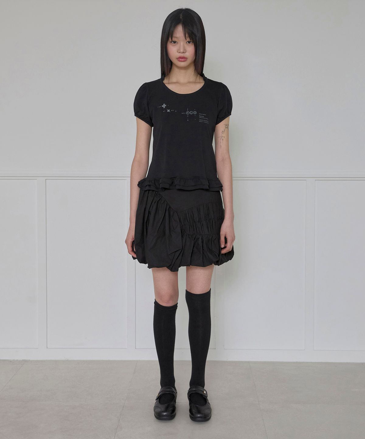 플레어업(FLAREUP) Muta Frill Puff T-Shirt (FL-168_Black)