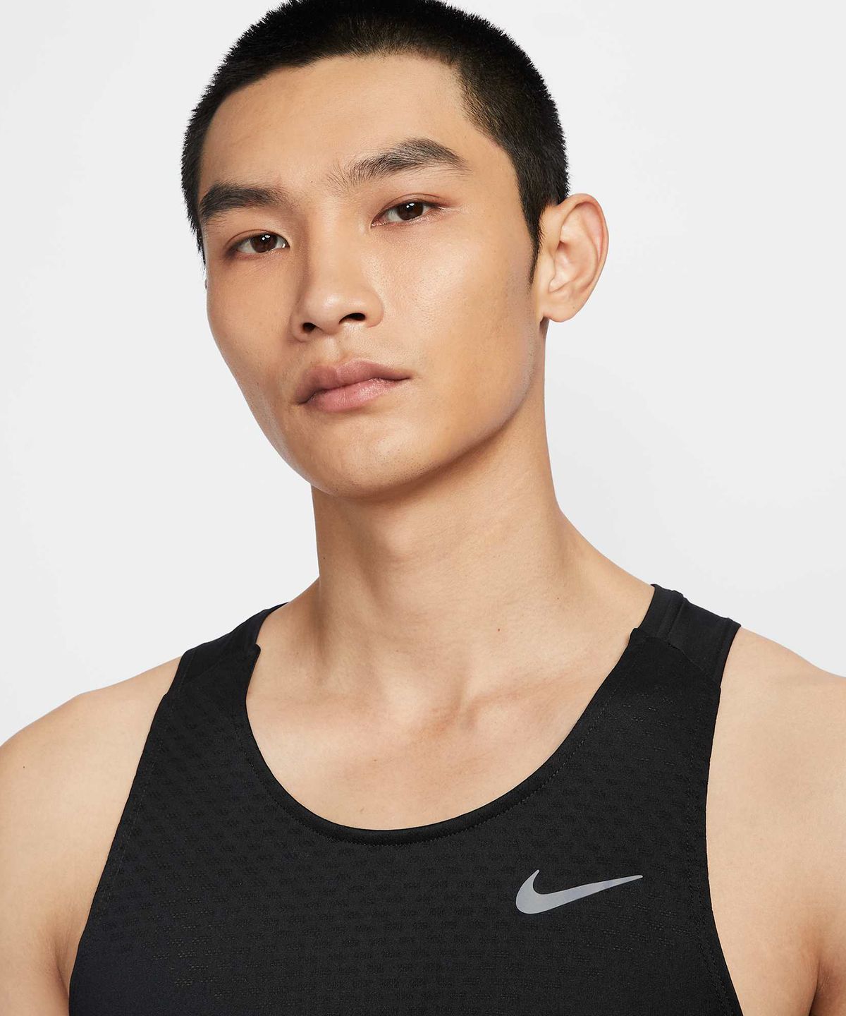 나이키(NIKE) 스트라이드 드라이 핏 ADV 러닝 탱크 탑 M - 블랙 / HV5211-010