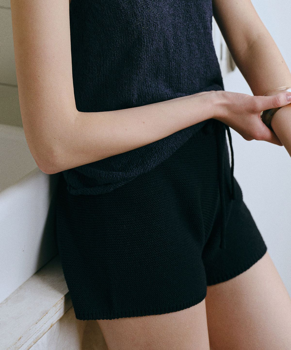 앤니즈(ANDNEEDS) Summer knit shorts (black)