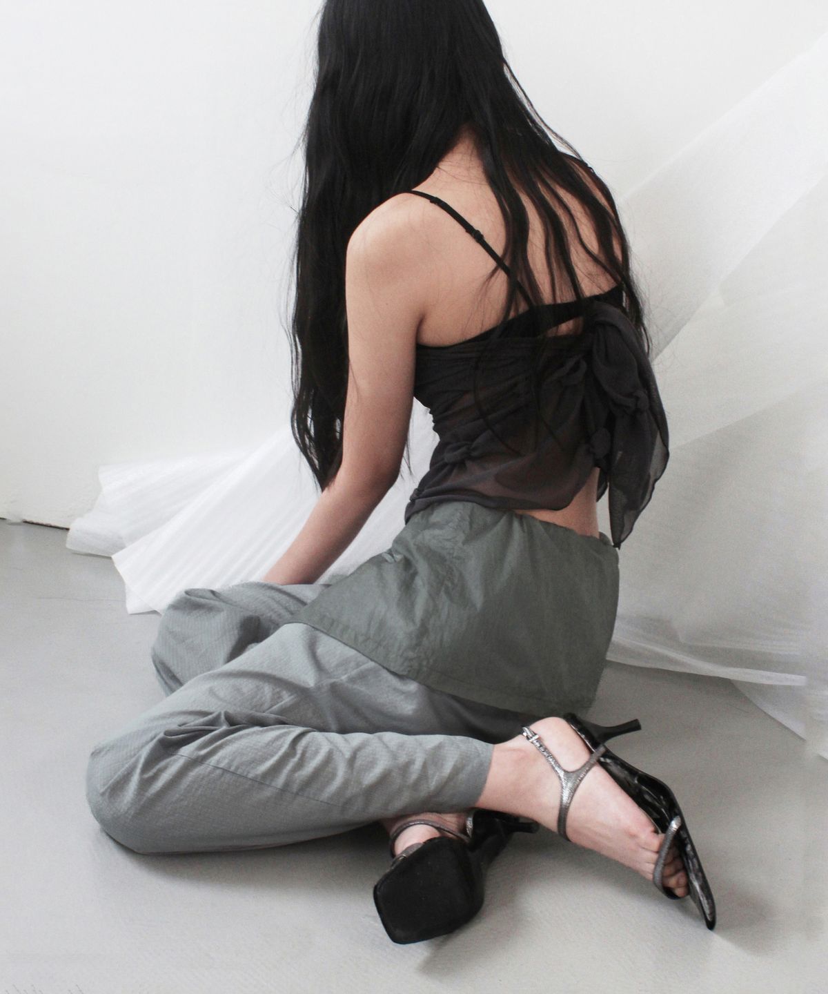 카셀(CACELE) OVERLAY STRIPE PANTS, GRAY MIX