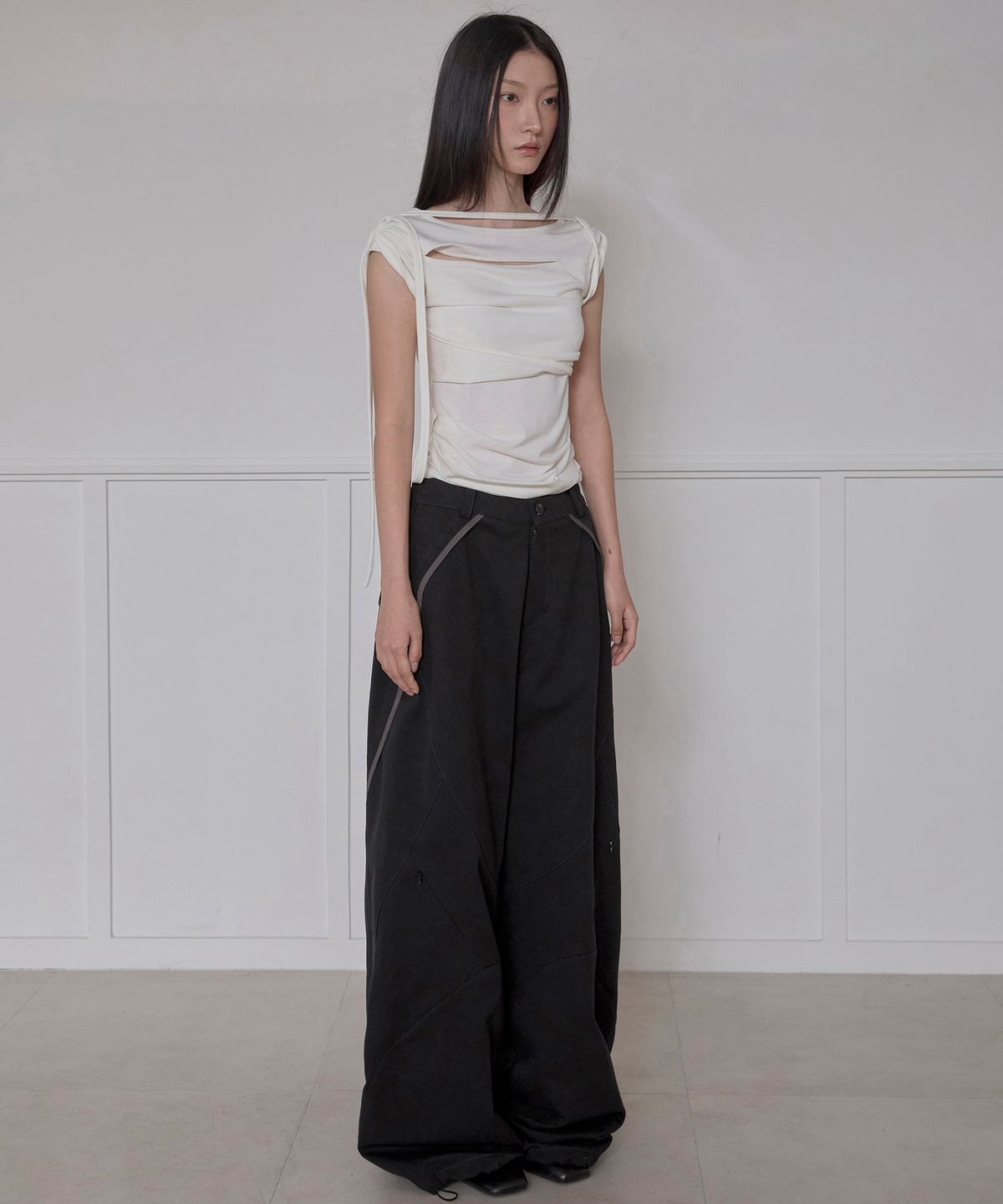 플레어업(FLAREUP) Asymmetrical Wide Pants (FL-253_Black)