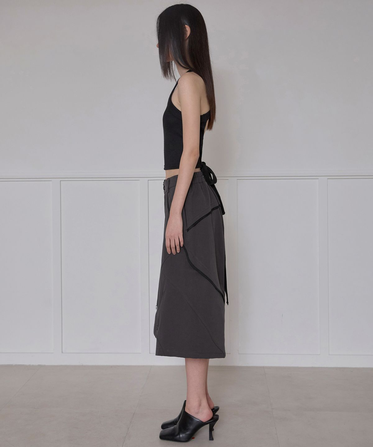 플레어업(FLAREUP) Asymmetrical Bermuda Shorts (FL-254_Charcoal)