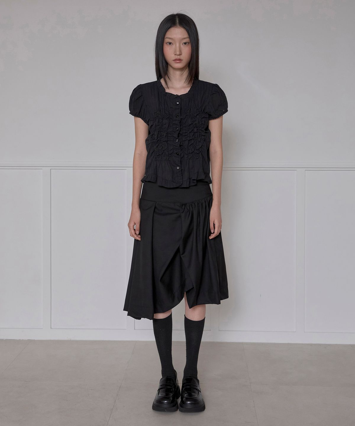 플레어업(FLAREUP) Saya Frill Puff Blouse (FL-180_Black)