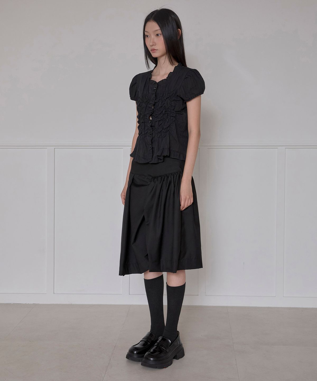플레어업(FLAREUP) Saya Frill Puff Blouse (FL-180_Black)