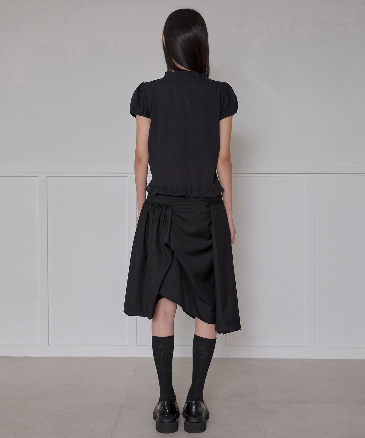 플레어업(FLAREUP) Saya Frill Puff Blouse (FL-180_Black)