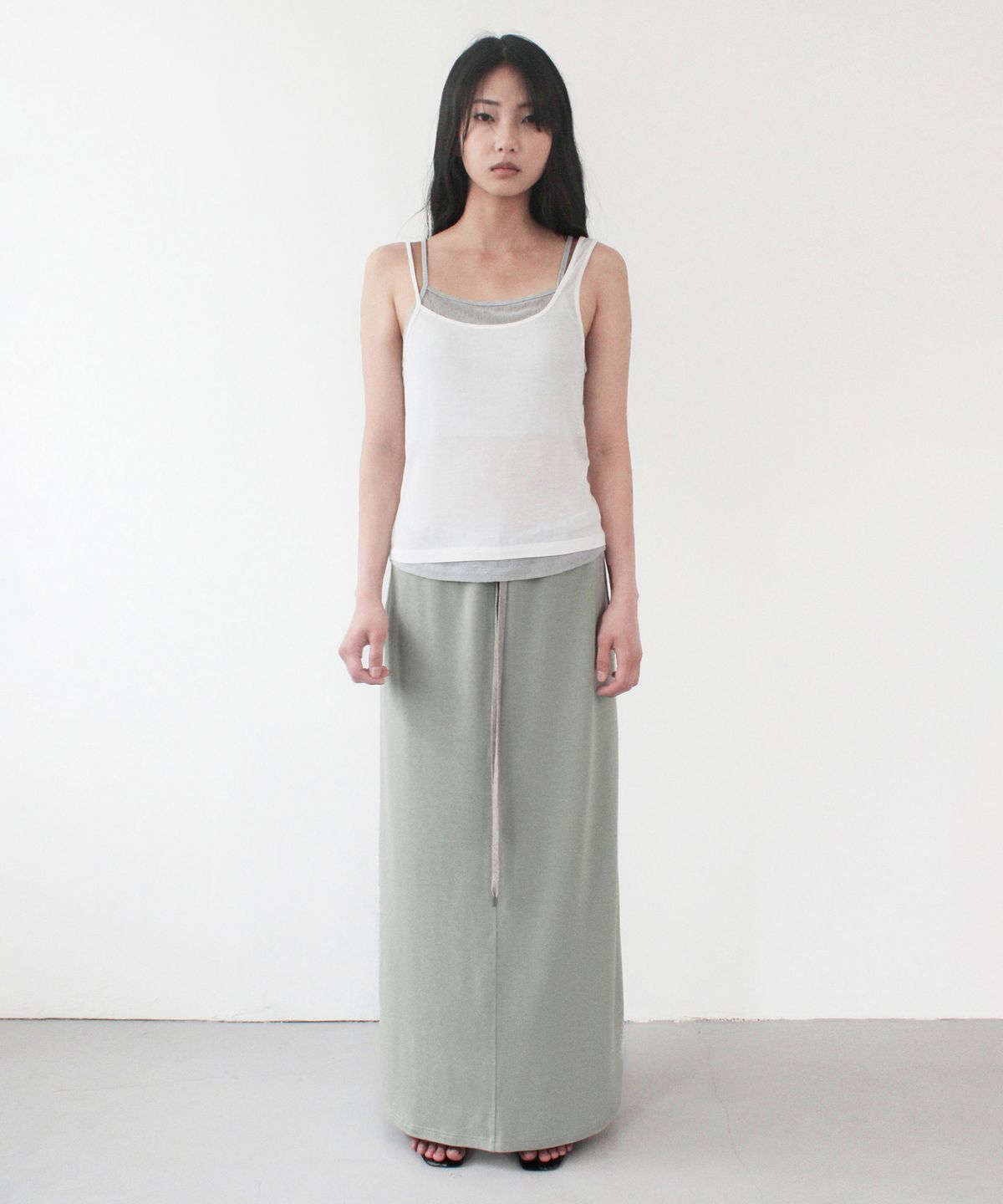 카셀(CACELE) DOUBLE LAYERED SLEEVELESS, WHITE MIX