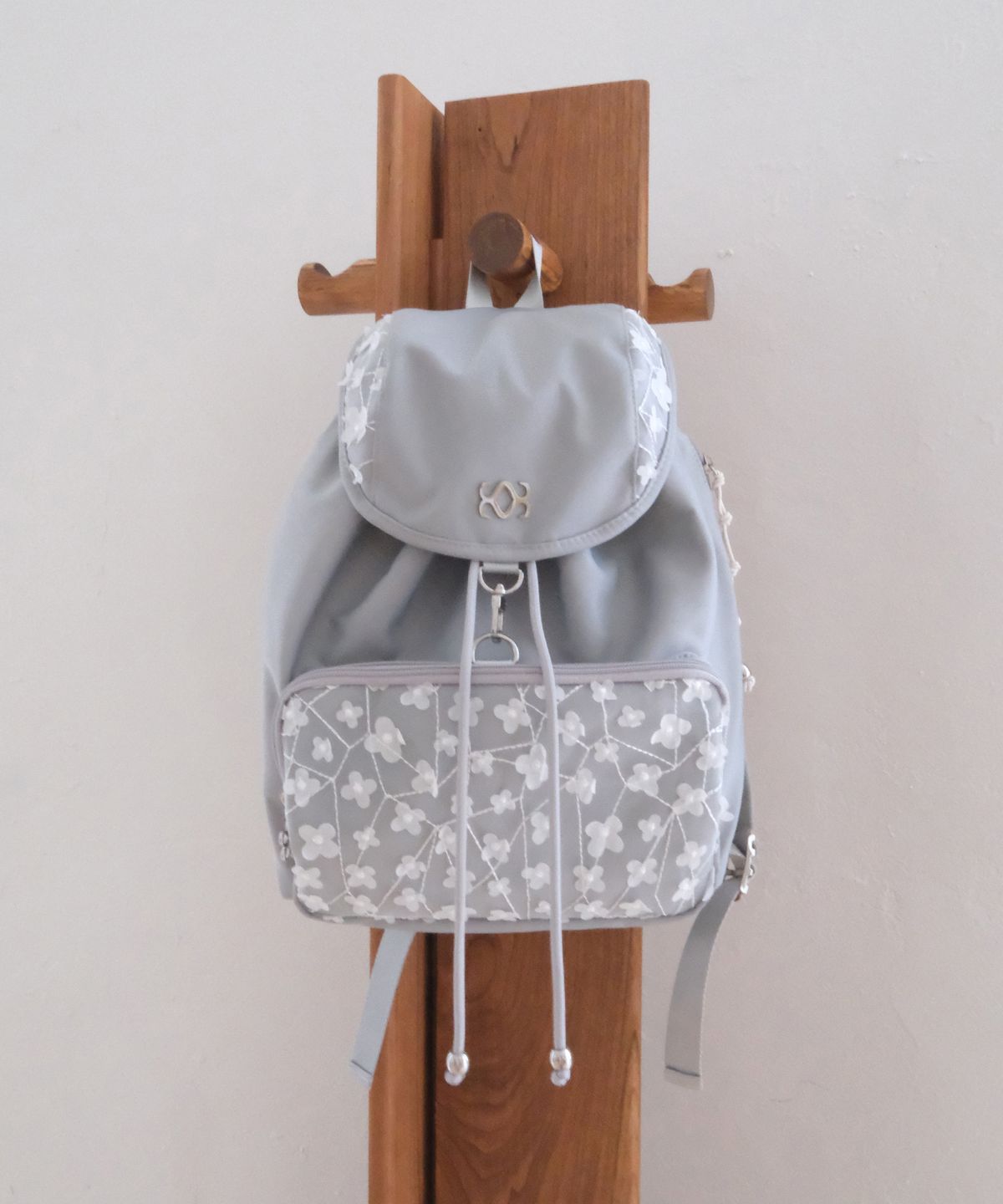 시월107(SIWL107) Garden Backpack (Light Grey)