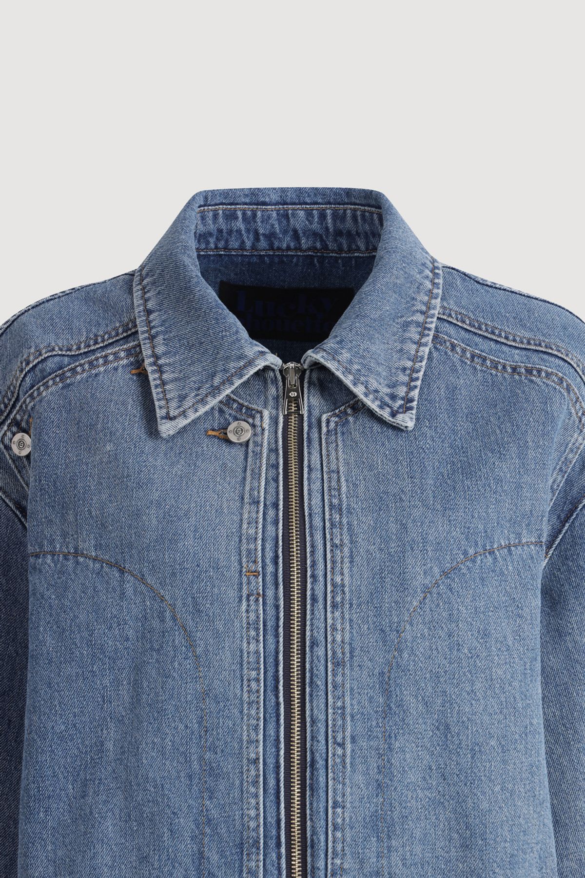 럭키슈에뜨(LUCKY CHOUETTE) Front Detail Denim Collar Jacket (blue) LFPDM25300BUX