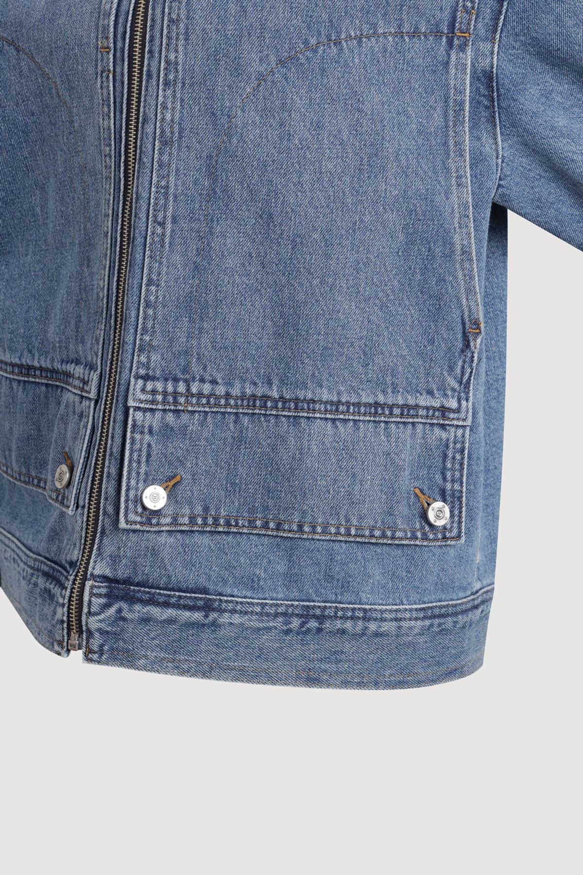 럭키슈에뜨(LUCKY CHOUETTE) Front Detail Denim Collar Jacket (blue) LFPDM25300BUX