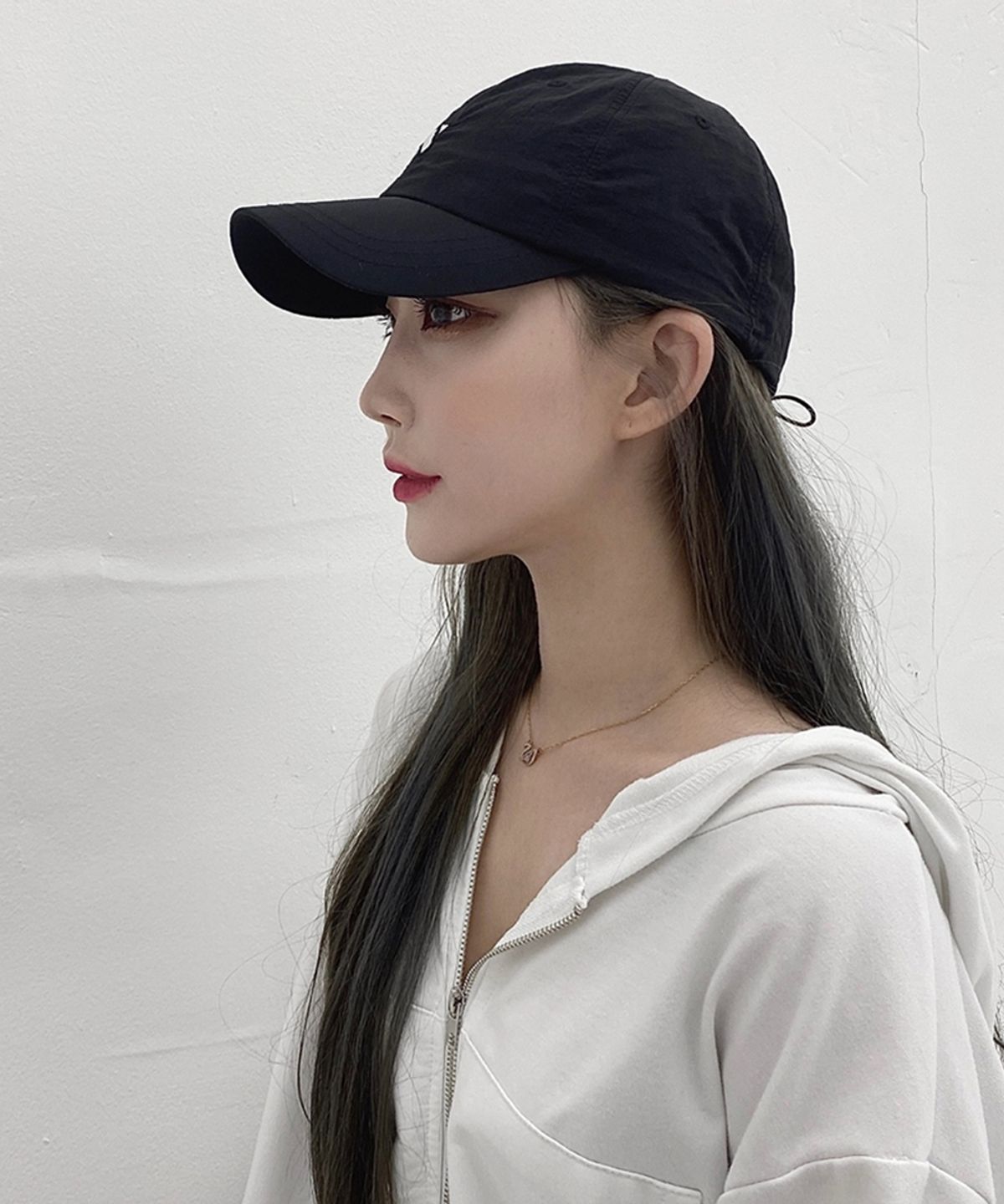 투에스핏(TOOSPIT) 나일론 로고 스트링 방수 볼캡 (블랙)