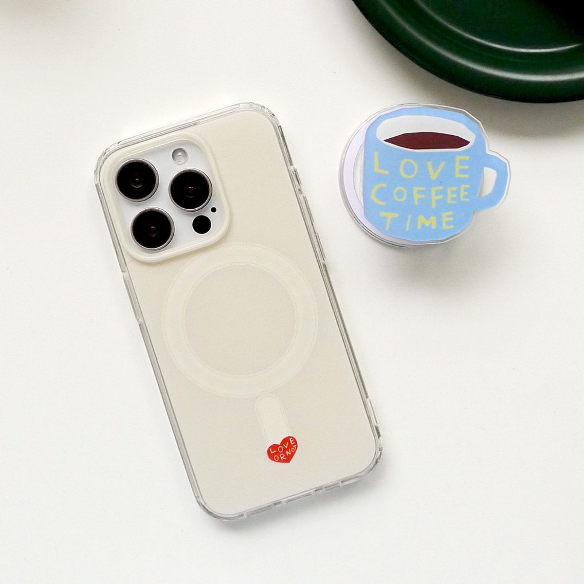 러브오낫(LOVE OR NOT) 맥세이프_Ivory Jell-Hard Magsafe Phonecase