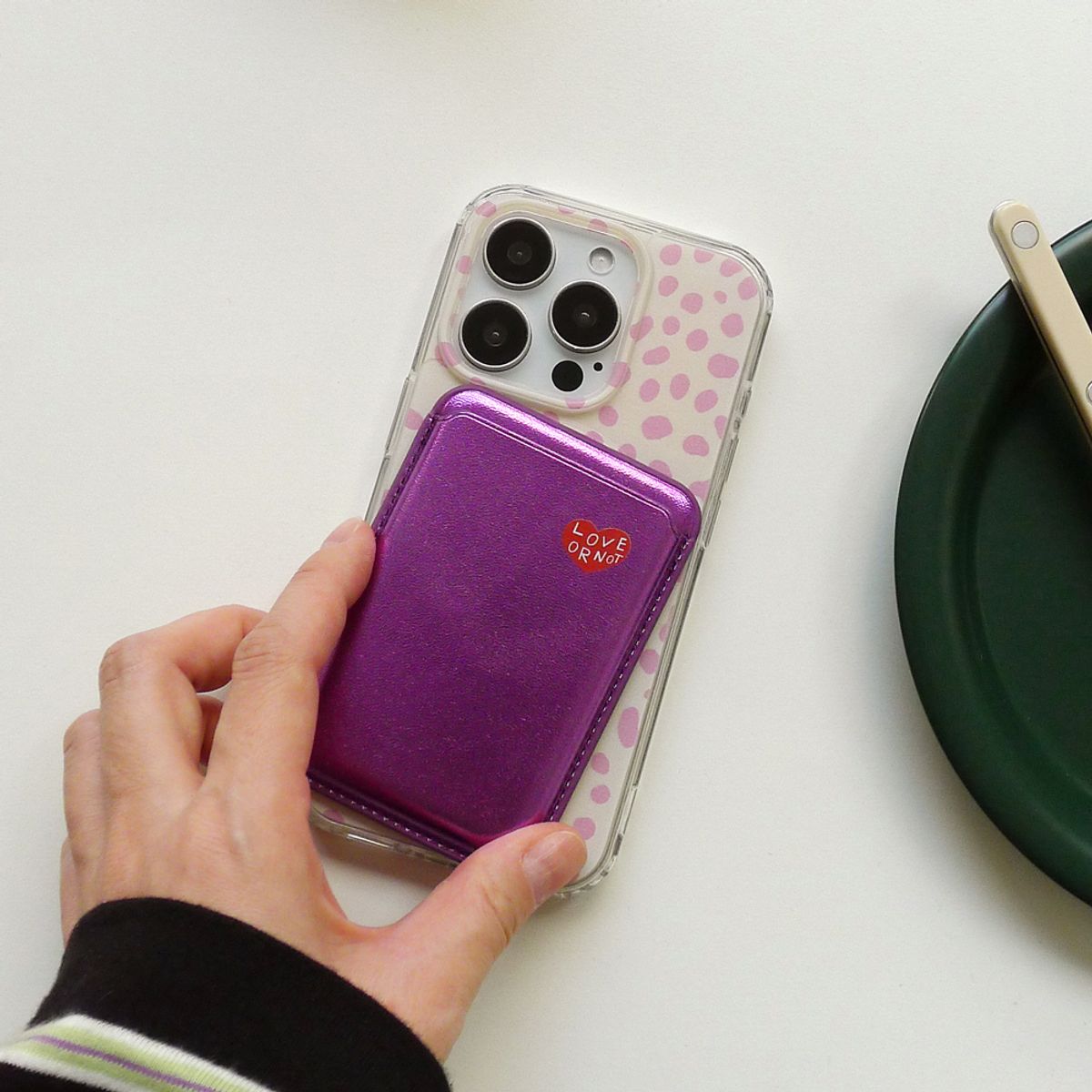 러브오낫(LOVE OR NOT) 맥세이프 카드지갑_Shine Violet-Loveornot Logo Magsafe Cardcase