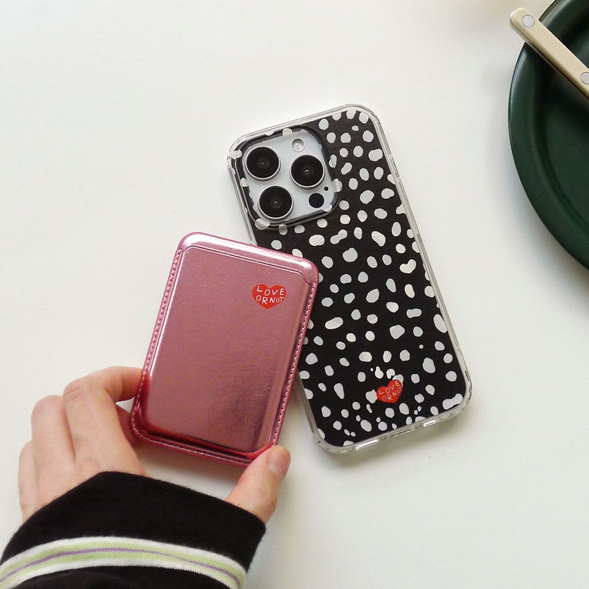 러브오낫(LOVE OR NOT) 맥세이프 카드지갑_Shine Pink-Loveornot Logo Magsafe Cardcase
