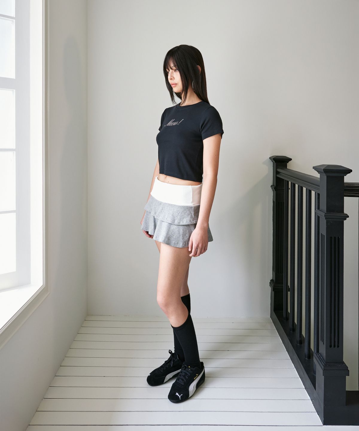 포영(FOUR YOUNG) MEOW! Tee Crop Black