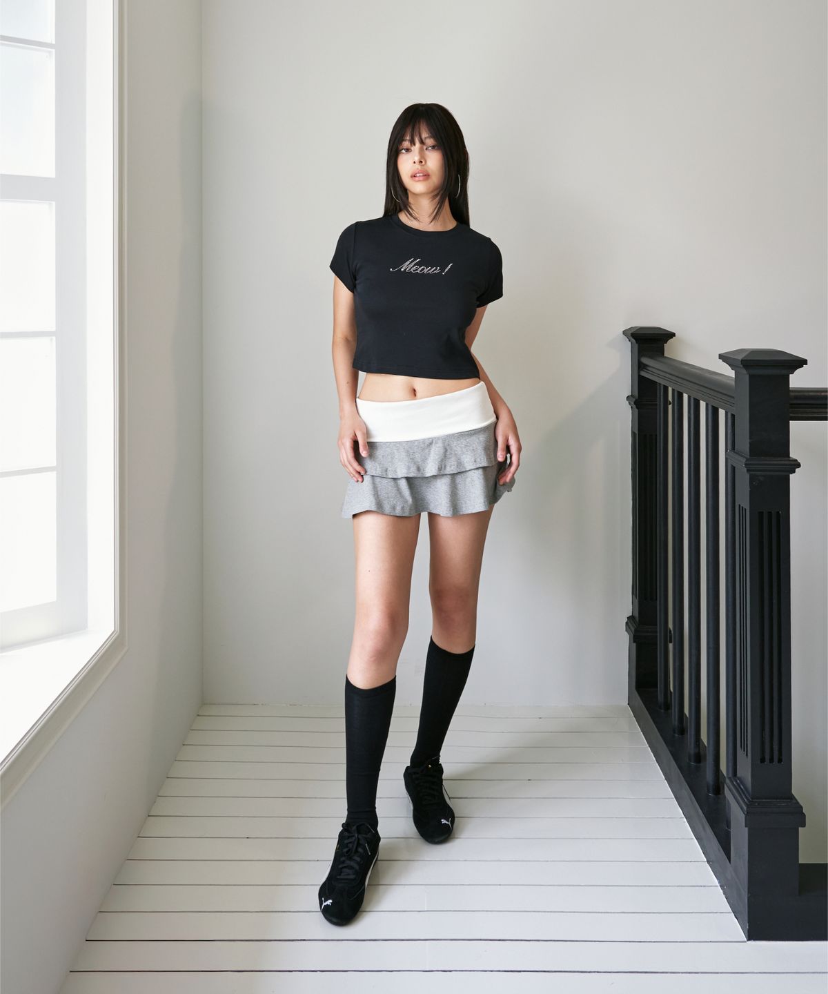 포영(FOUR YOUNG) MEOW! Tee Crop Black