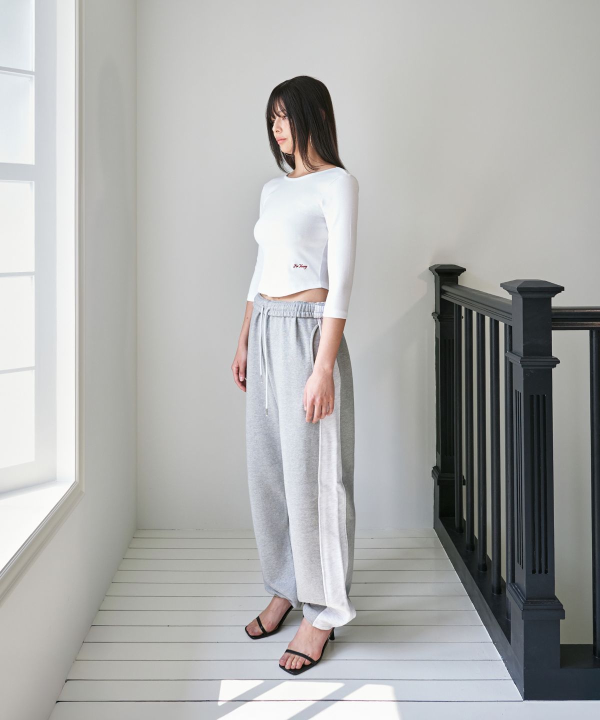 포영(FOUR YOUNG) 3/4 Sleeve Twoway Tee White