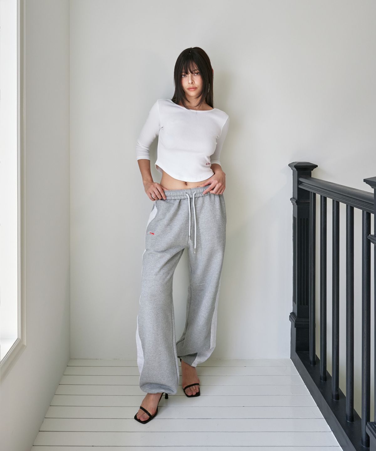 포영(FOUR YOUNG) 3/4 Sleeve Twoway Tee White