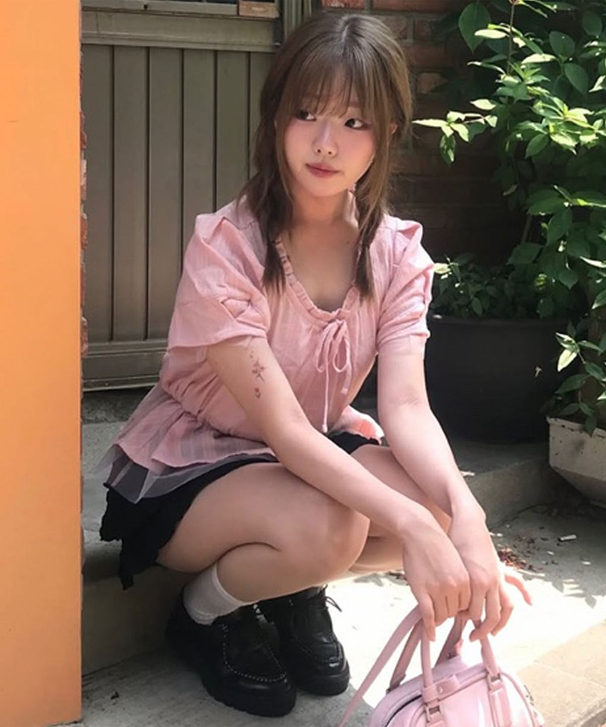 하우스 오브 폰드(HOUSE OF POND) Sheer Layered String Half Blouse_Pink