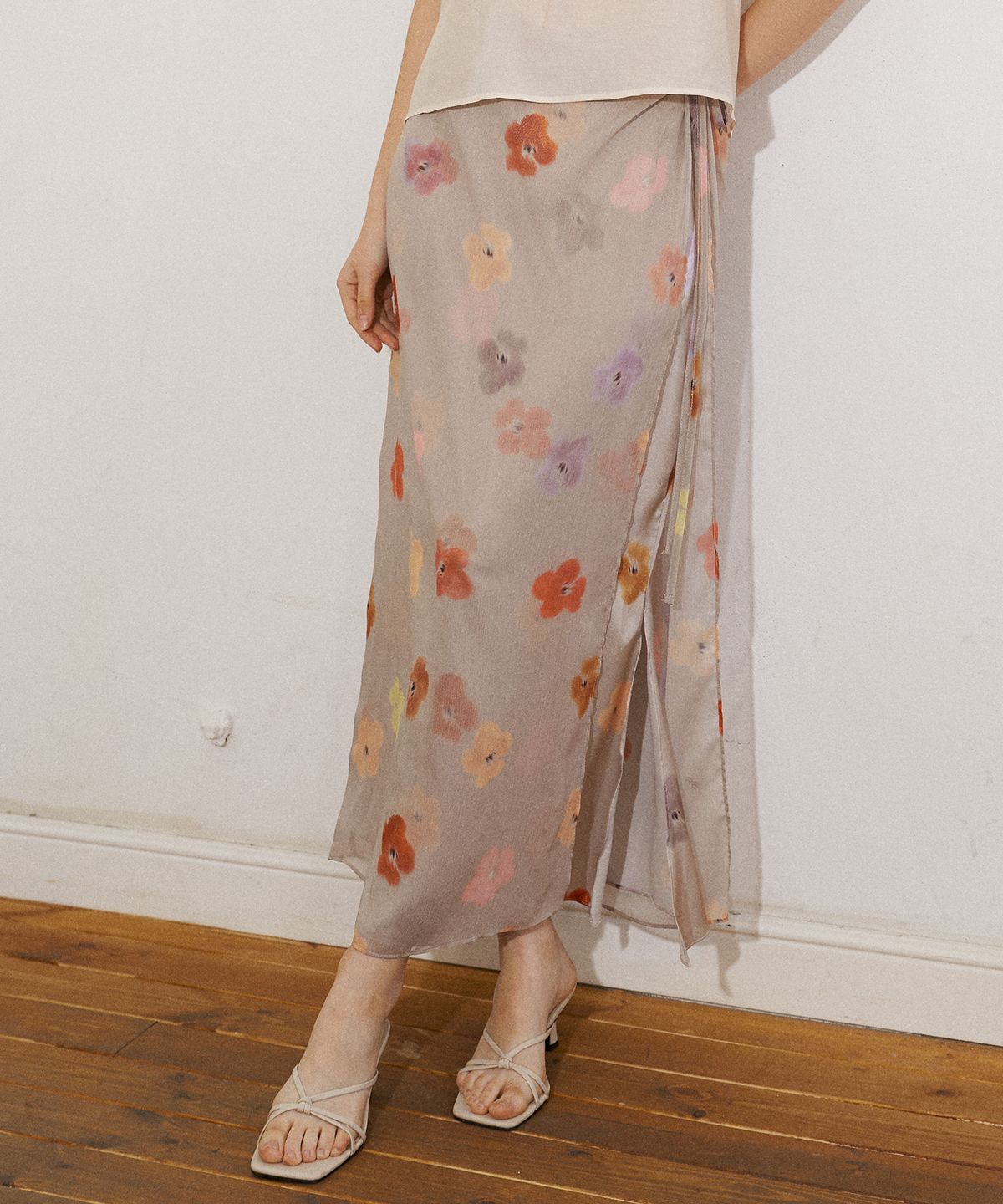 플로브(FLOVE) FLOWER SHEER SET UP SKIRT (JD)