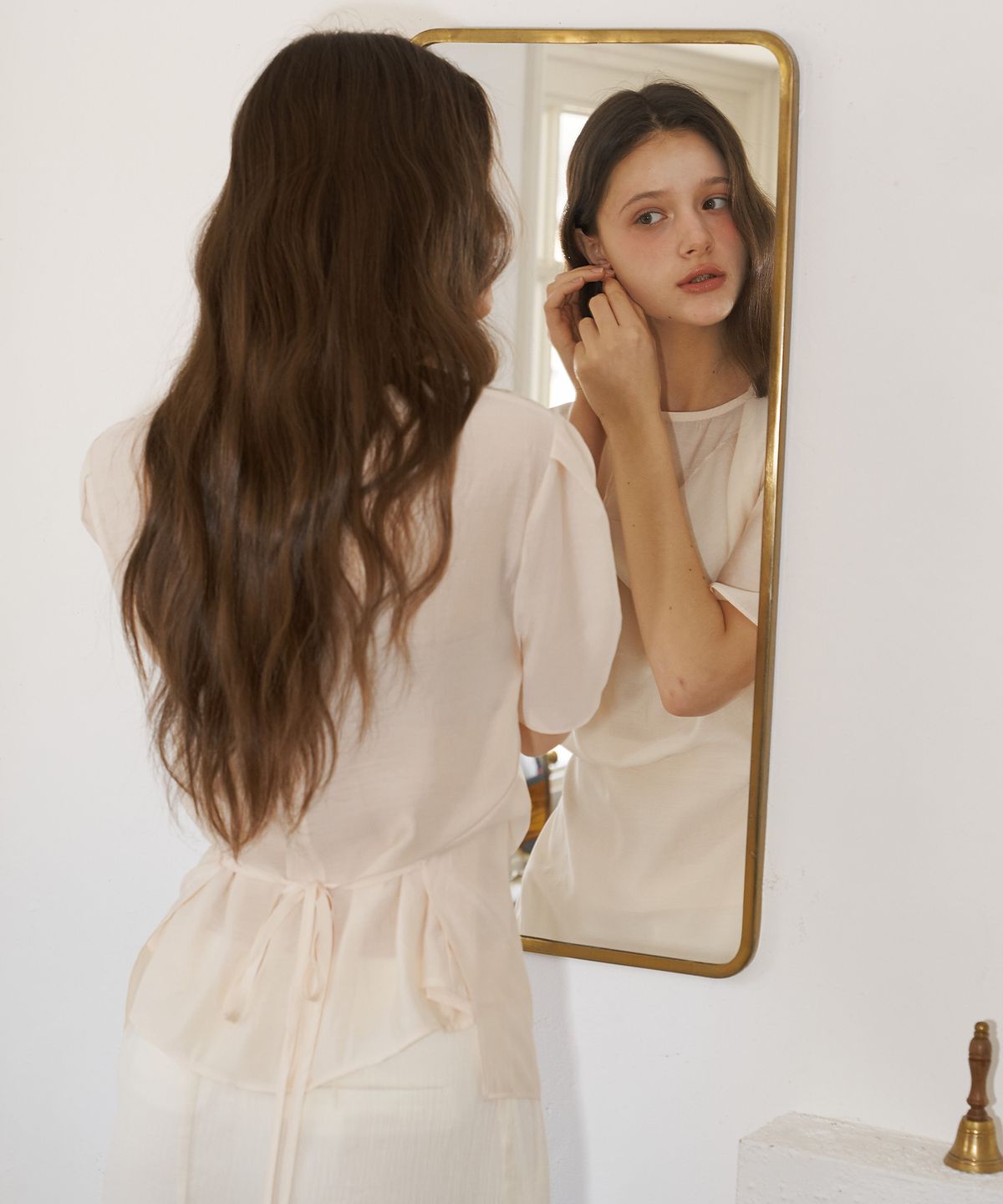 플로브(FLOVE) DRAPING SHEER SET UP BLOUSE (YE)