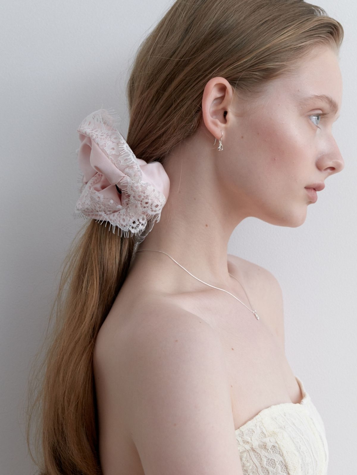 러브미몬스터(LOVE ME MONSTER) Vintage Lace Satin Scrunchy L (L251MHA020)