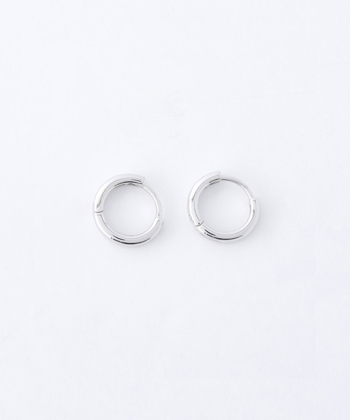 무신사 스탠다드 우먼(MUSINSA STANDARD WOMAN) 925 실버 후프 이어링_1.8T 9.5mm