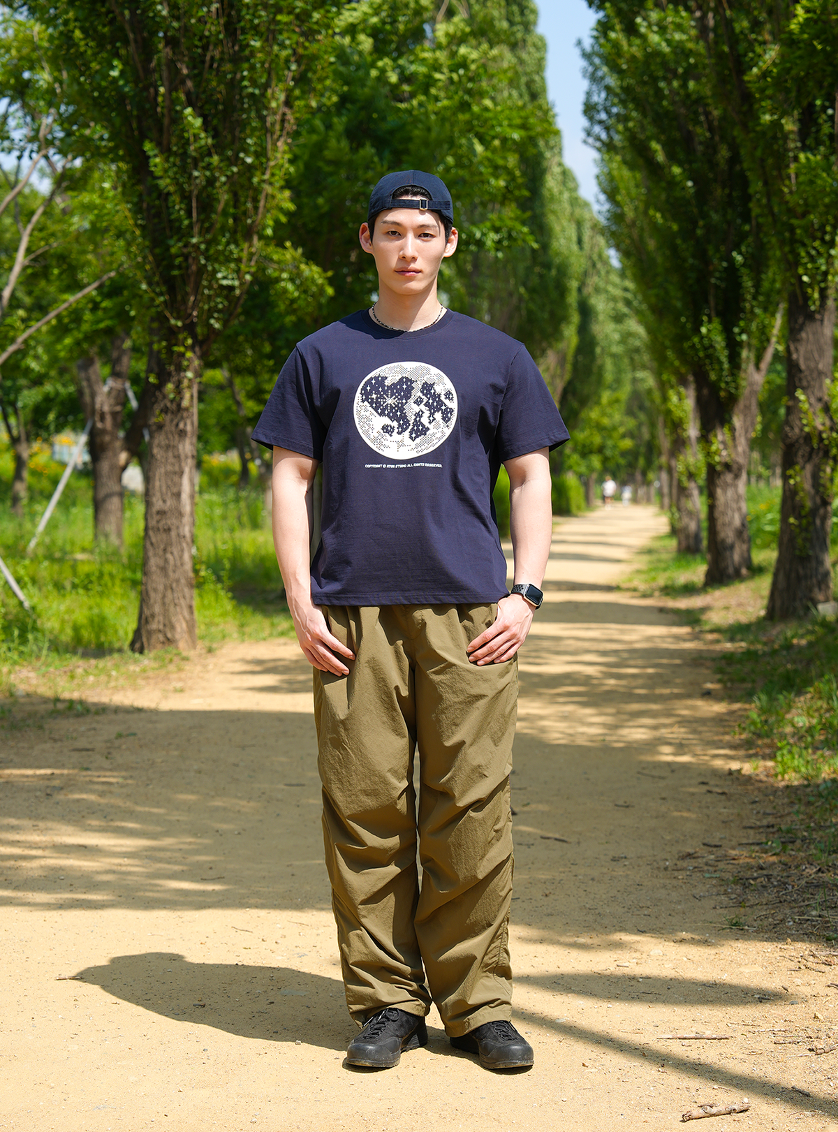 현 스튜디오(HYUN STUDIO) SUN GLITTER EARTH T-SHIRT [UNISEX]