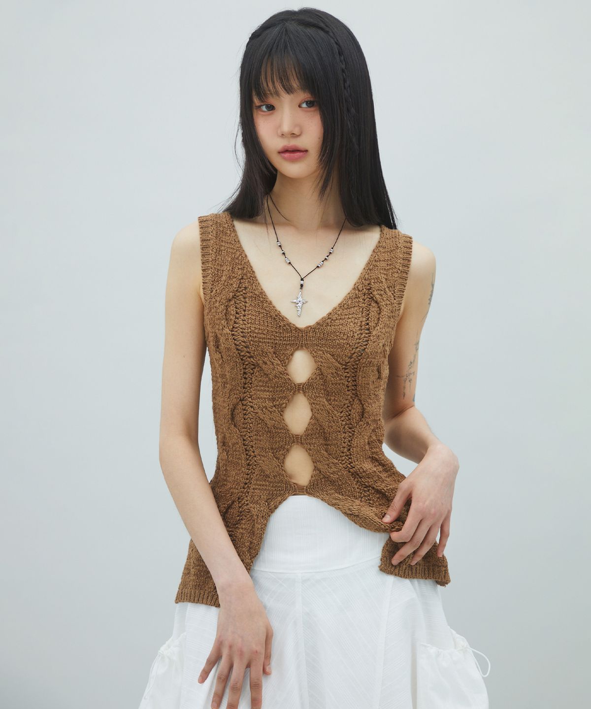 라라폭스(LALAFOX) V NECK STITCH KNIT VEST 니트 나시 BROWN BR2KV002