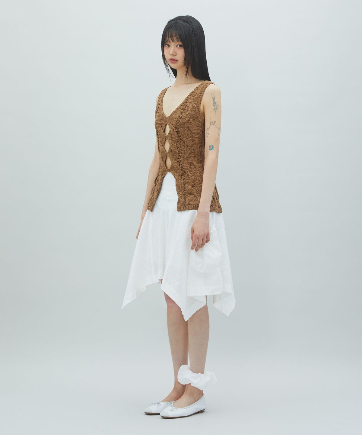 라라폭스(LALAFOX) V NECK STITCH KNIT VEST 니트 나시 BROWN BR2KV002