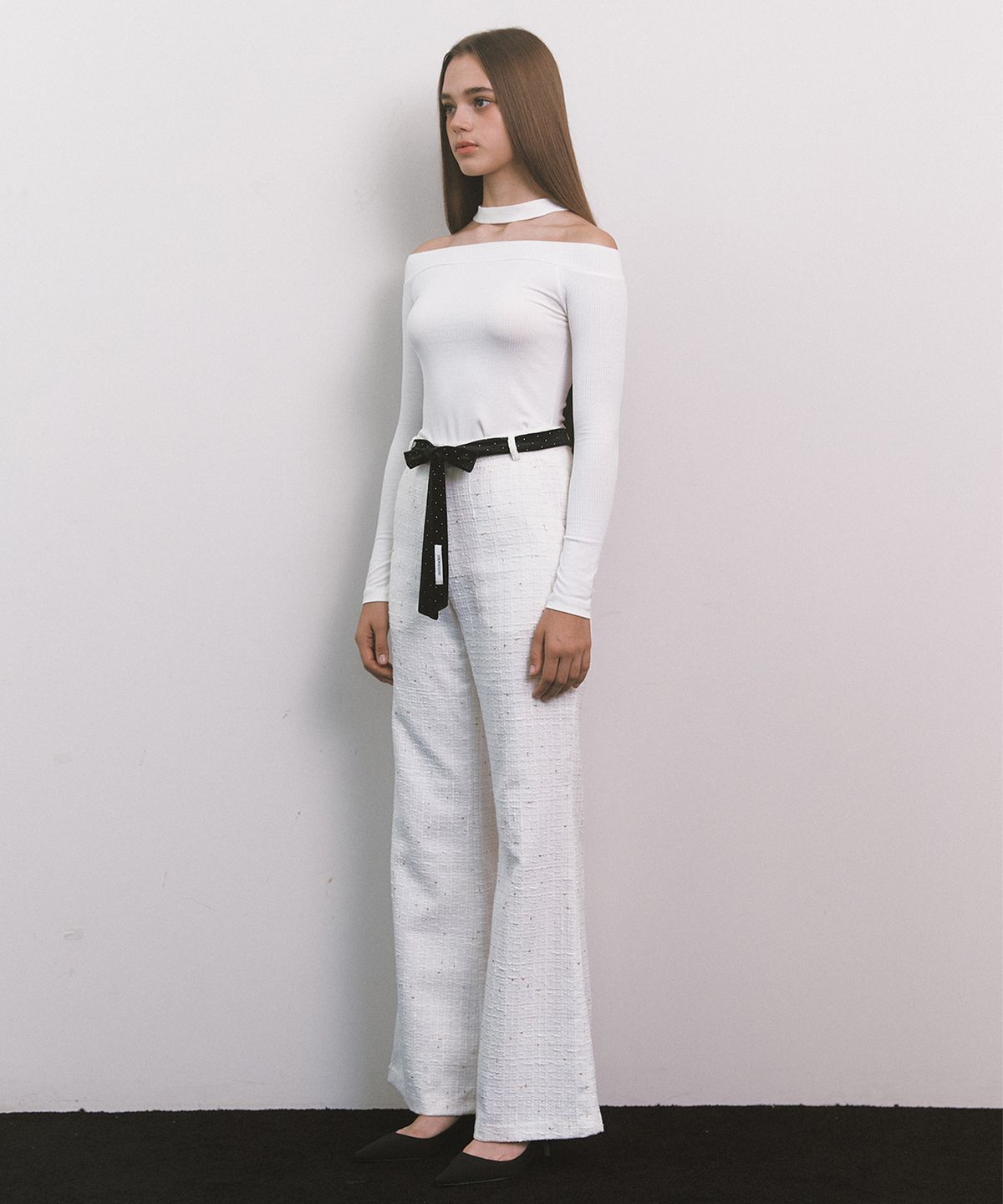 모일리(MOILLY) Off Shoulder Top - White