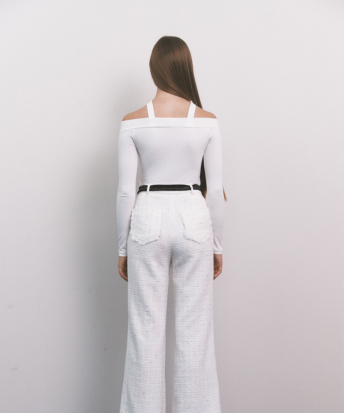 모일리(MOILLY) Off Shoulder Top - White